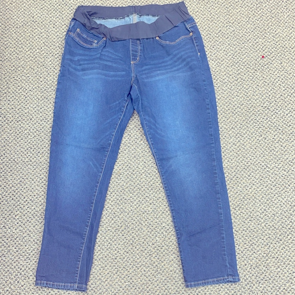 Belle Sky Maternity Blue Jeans